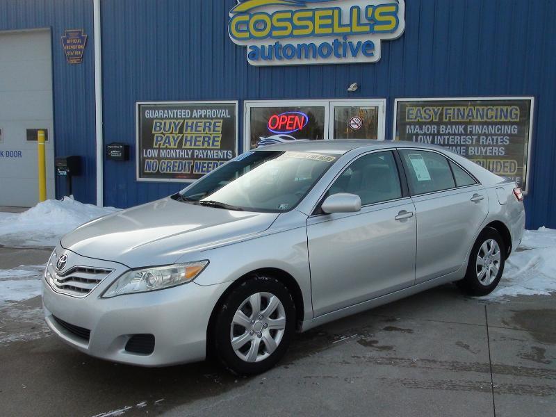 Toyota Camry SE 6-Spd AT 2010