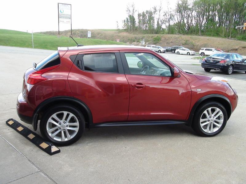 Nissan Juke S AWD 2012