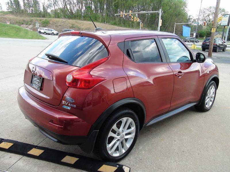 Nissan Juke S AWD 2012