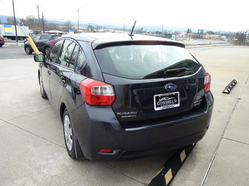 Subaru Impreza 2.0i PZEV CVT 5-Door 2015
