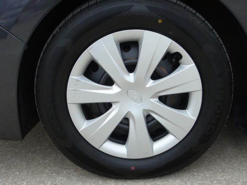 Subaru Impreza 2.0i PZEV CVT 5-Door 2015