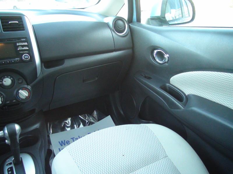 Nissan Versa Note S 2014