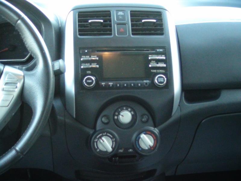 Nissan Versa Note S 2014