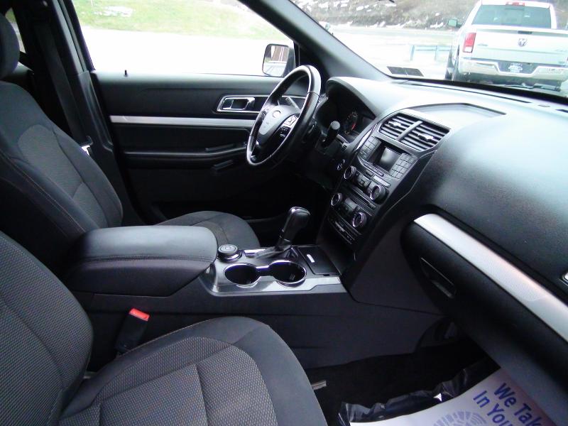 Ford Explorer XLT 4WD 2017