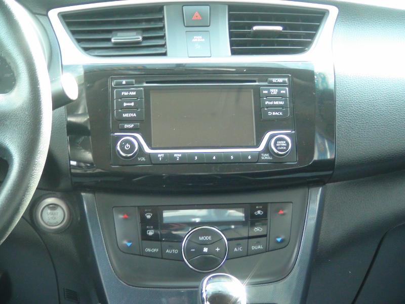 Nissan Sentra S CVT 2018