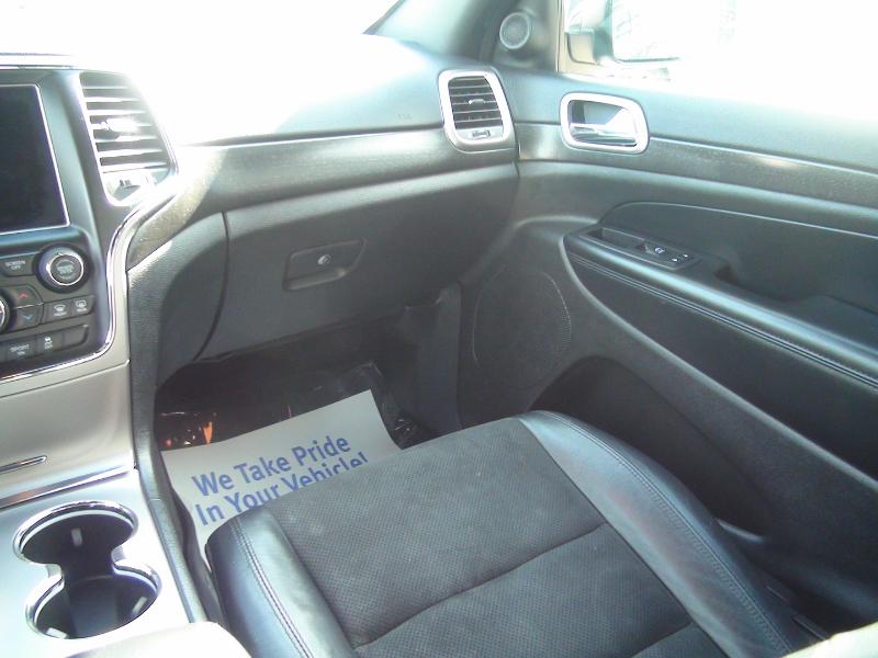 Jeep Grand Cherokee Laredo 4WD 2018