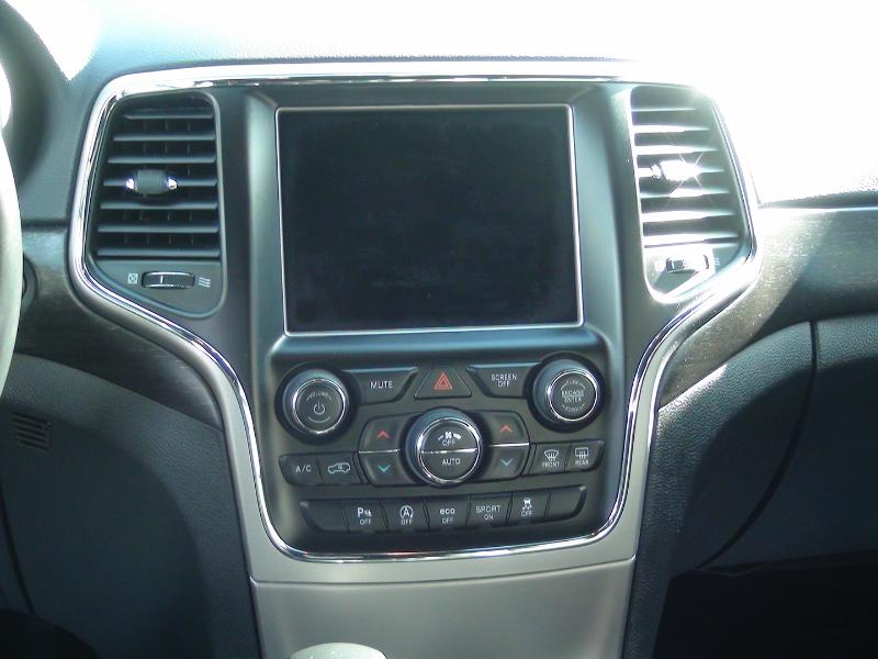 Jeep Grand Cherokee Laredo 4WD 2018