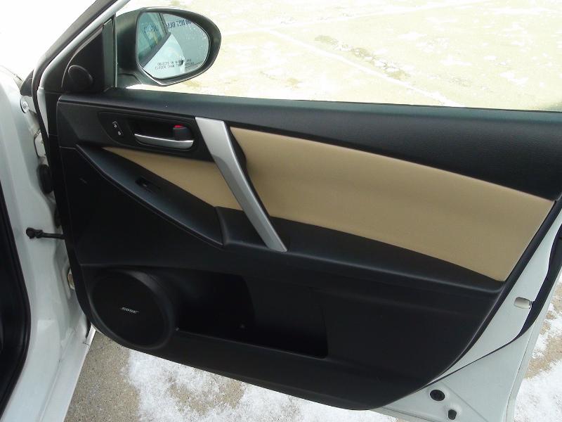 Mazda MAZDA3 i Grand Touring MT 5-Door 2013