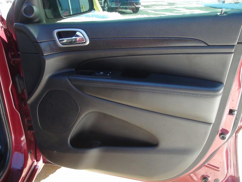 Jeep Grand Cherokee Laredo 4WD 2018