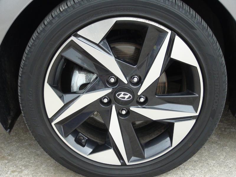 Hyundai Elantra Limited Hybrid 2023