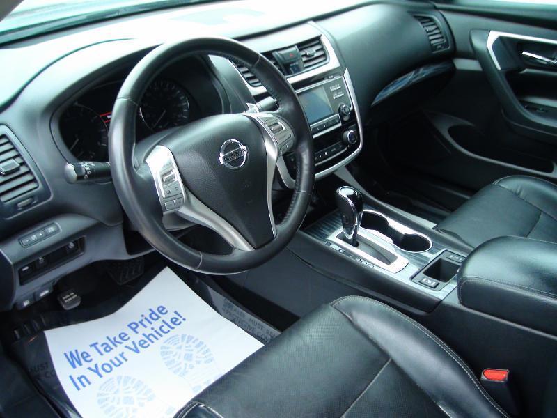 Nissan Altima 2.5 SV 2018