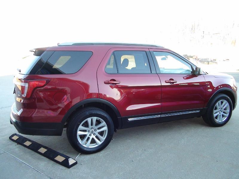 Ford Explorer XLT 4WD 2018
