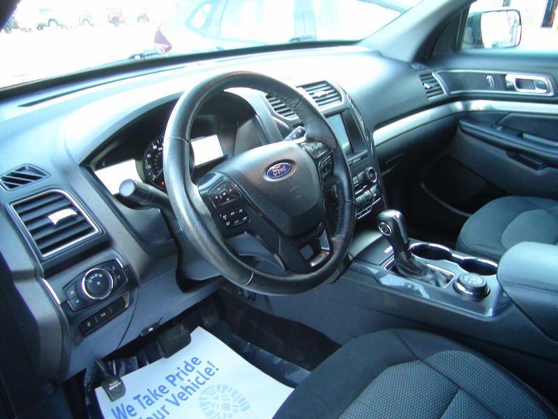 Ford Explorer XLT 4WD 2018