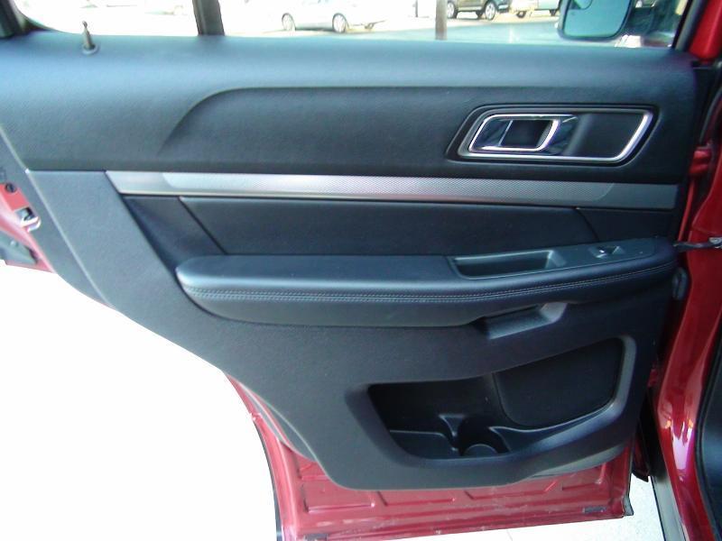 Ford Explorer XLT 4WD 2018