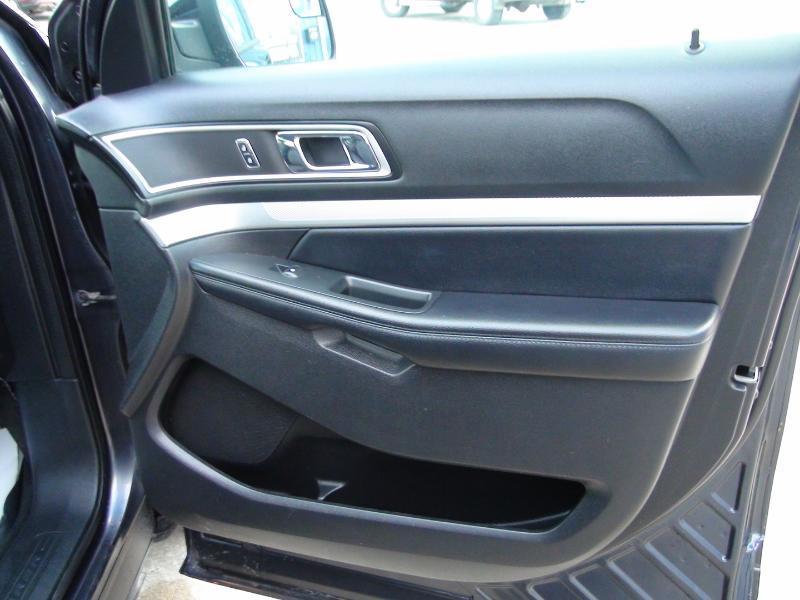 Ford Explorer XLT 4WD 2017