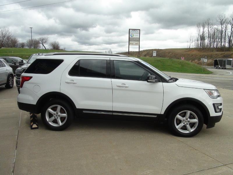 Ford Explorer XLT 4WD 2016
