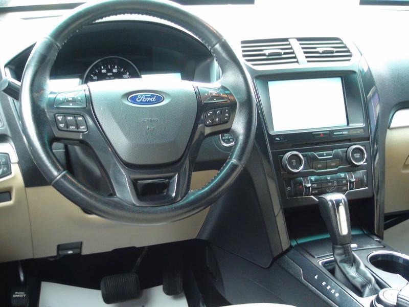 Ford Explorer XLT 4WD 2016