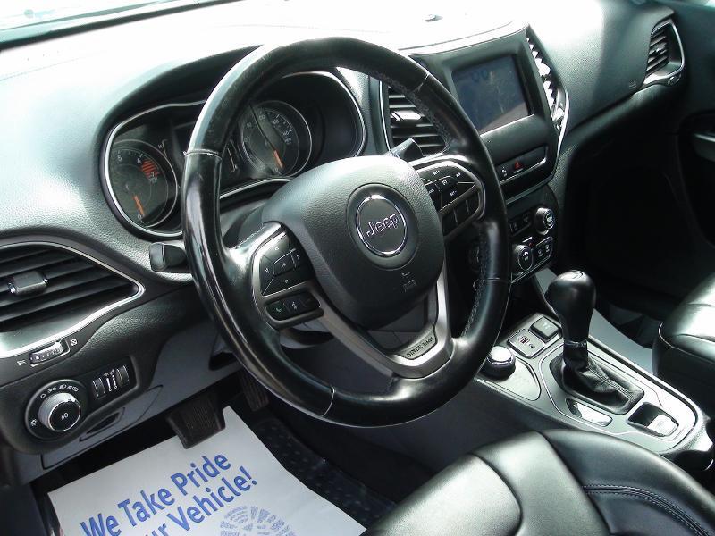 Jeep Cherokee Latitude Plus 4WD 2020