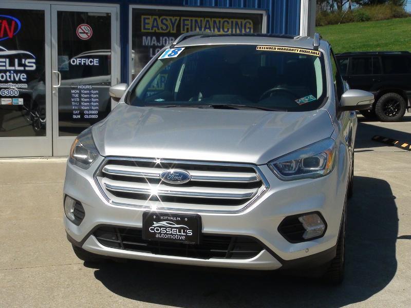 Ford Escape Titanium 4WD 2018