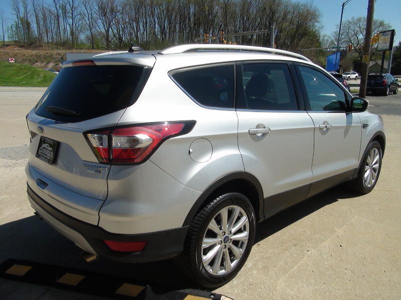 Ford Escape Titanium 4WD 2018