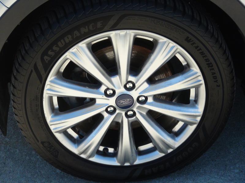 Ford Escape Titanium 4WD 2018