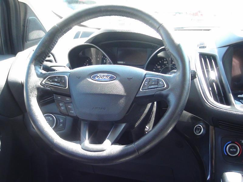 Ford Escape Titanium 4WD 2018