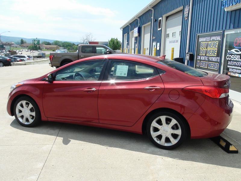Hyundai Elantra Limited 2012