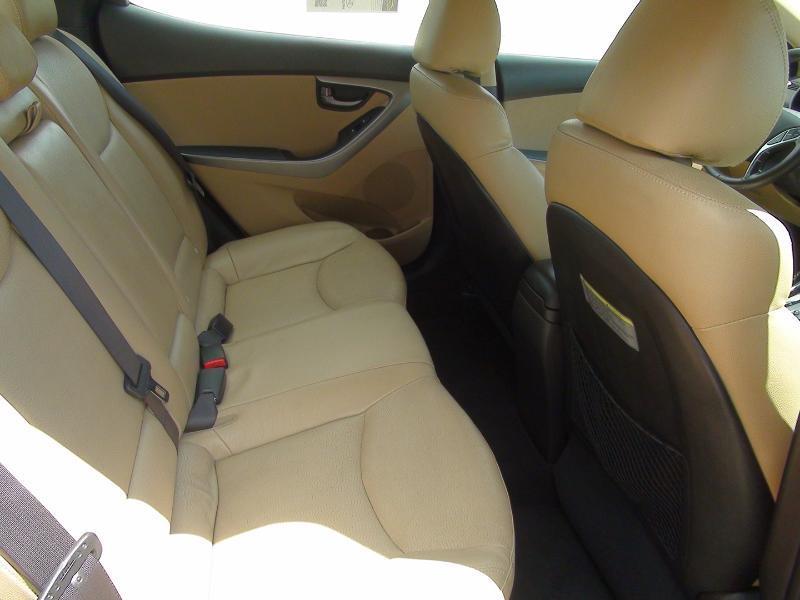 Hyundai Elantra Limited 2012
