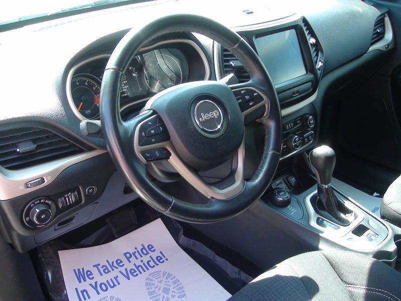 Jeep Cherokee Latitude 4WD 2015