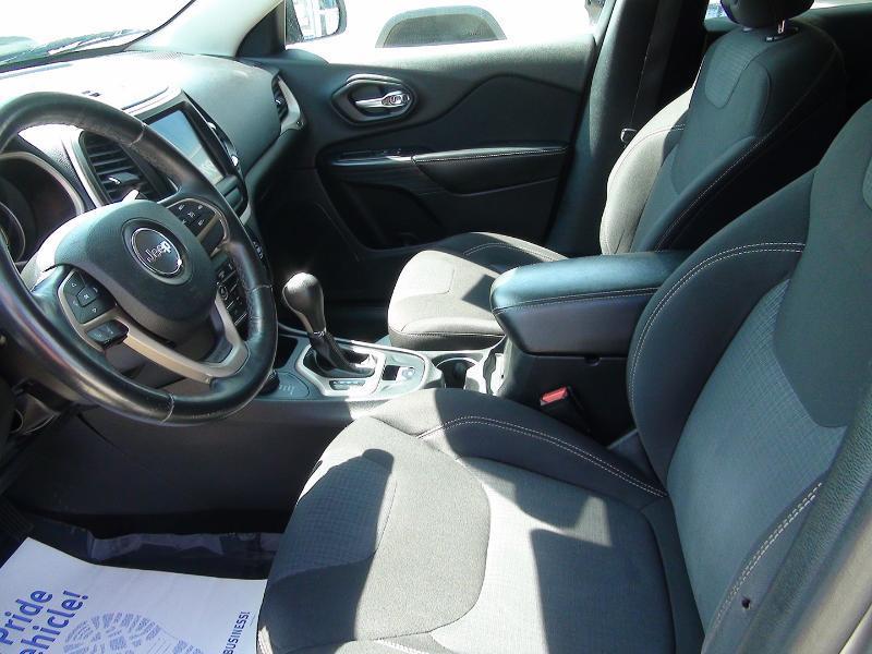 Jeep Cherokee Latitude 4WD 2015