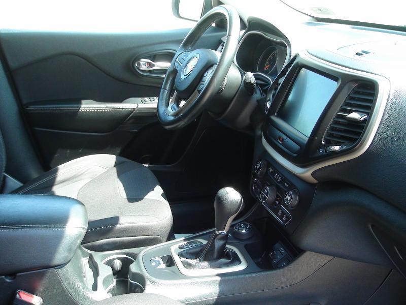 Jeep Cherokee Latitude 4WD 2015