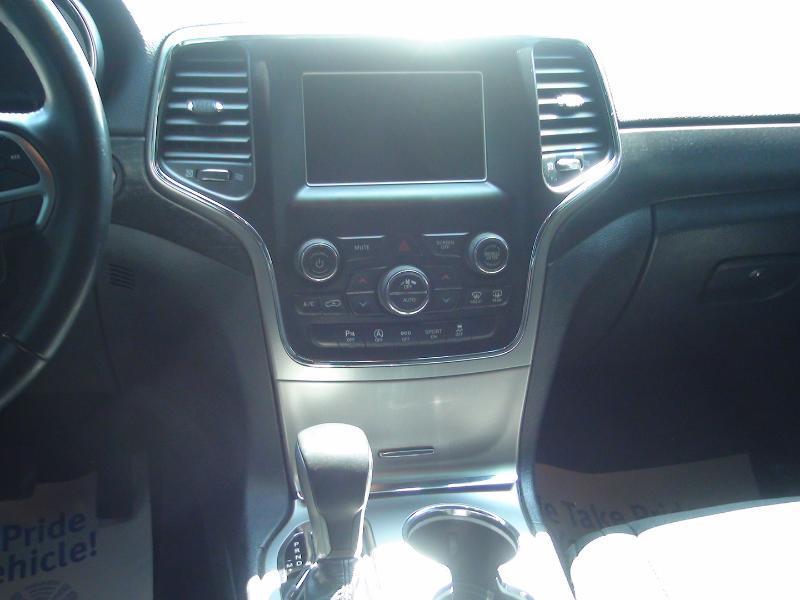 Jeep Grand Cherokee Laredo 4WD 2018