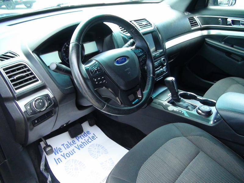 Ford Explorer XLT 4WD 2017