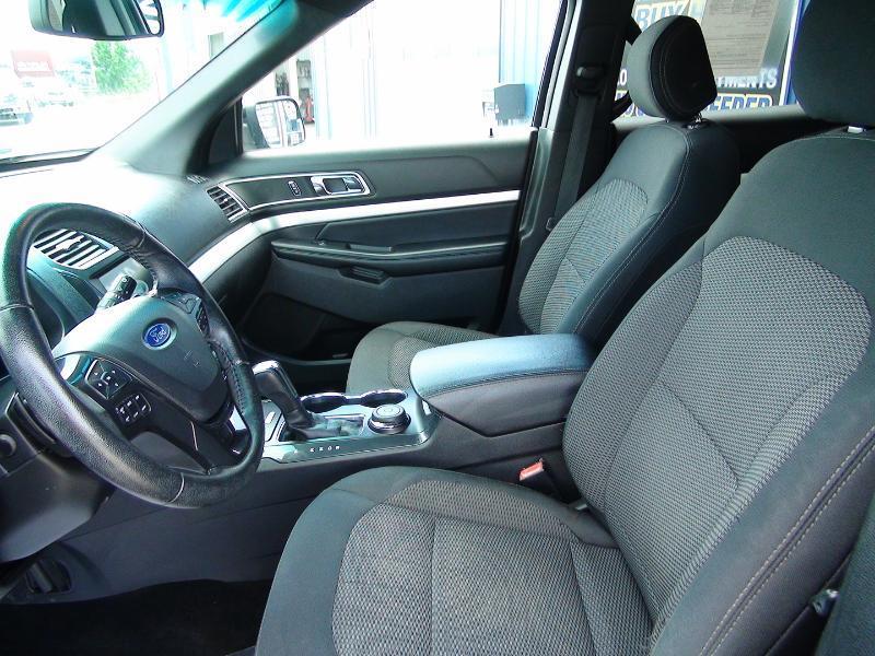 Ford Explorer XLT 4WD 2017