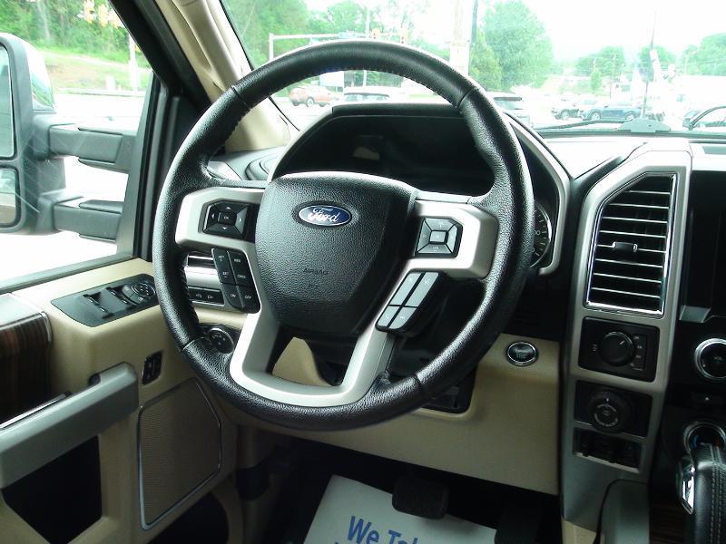 Ford F-150 Lariat SuperCrew 5.5-ft. Bed 4WD 2016