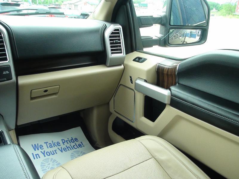 Ford F-150 Lariat SuperCrew 5.5-ft. Bed 4WD 2016