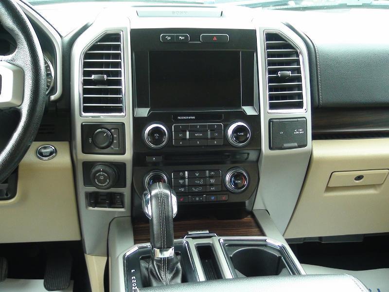 Ford F-150 Lariat SuperCrew 5.5-ft. Bed 4WD 2016