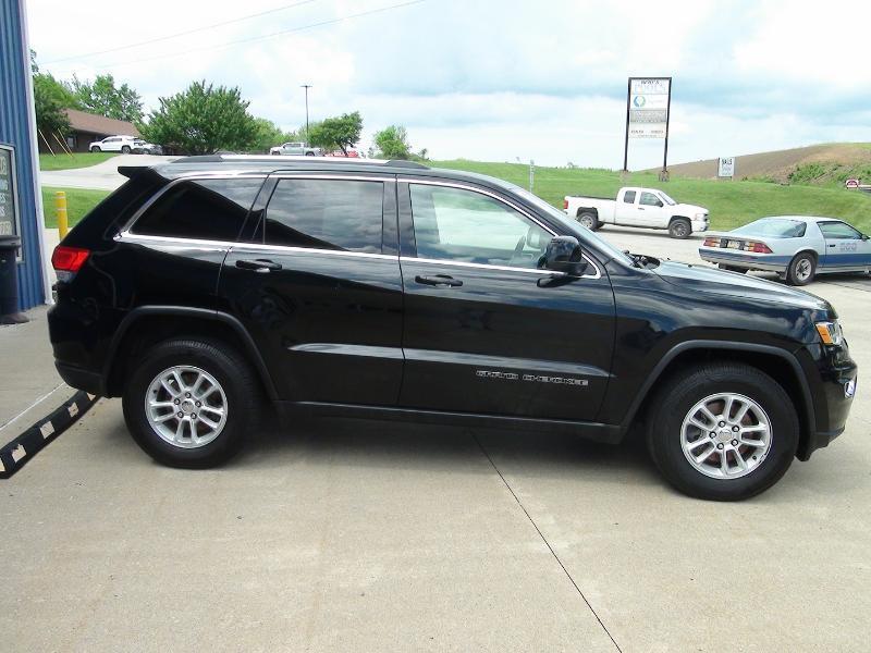 Jeep Grand Cherokee Laredo 4WD 2018