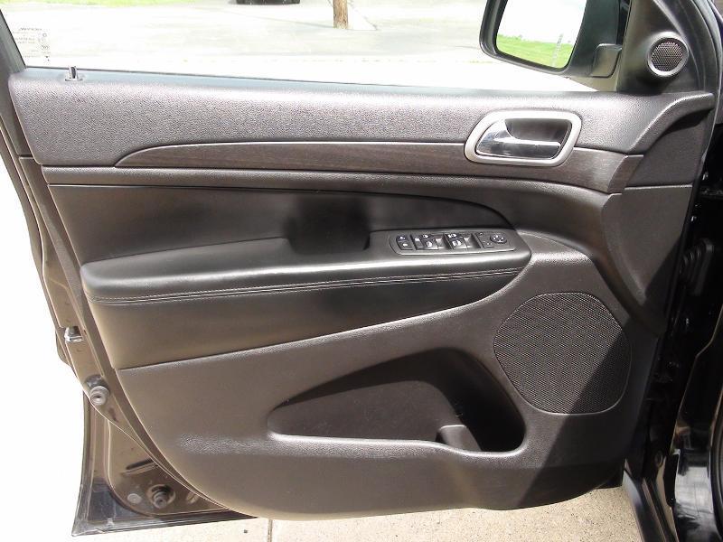 Jeep Grand Cherokee Laredo 4WD 2018