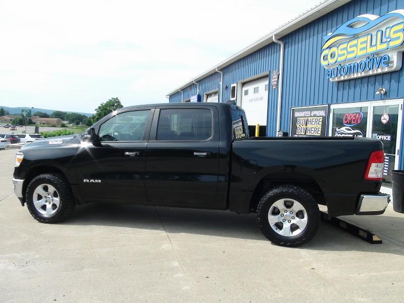 RAM 1500 Big Horn Crew Cab SWB 4WD 2019
