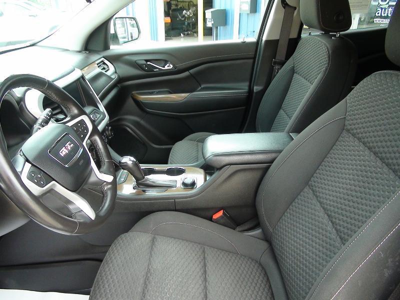 GMC Acadia SLE-1 AWD 2019