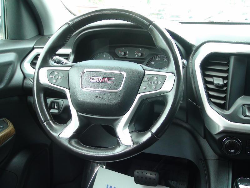 GMC Acadia SLE-1 AWD 2019
