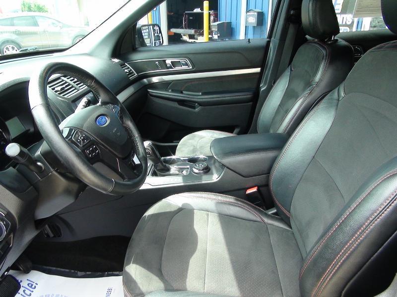 Ford Explorer XLT 4WD 2018
