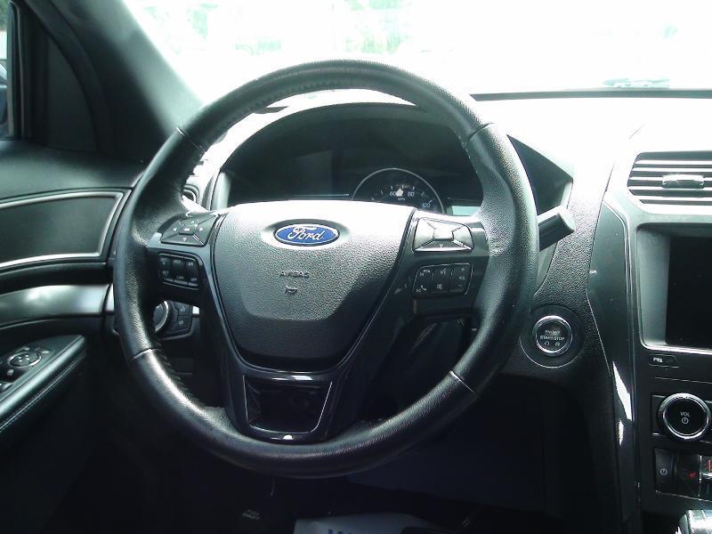 Ford Explorer XLT 4WD 2018