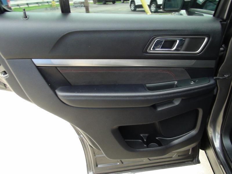 Ford Explorer XLT 4WD 2018