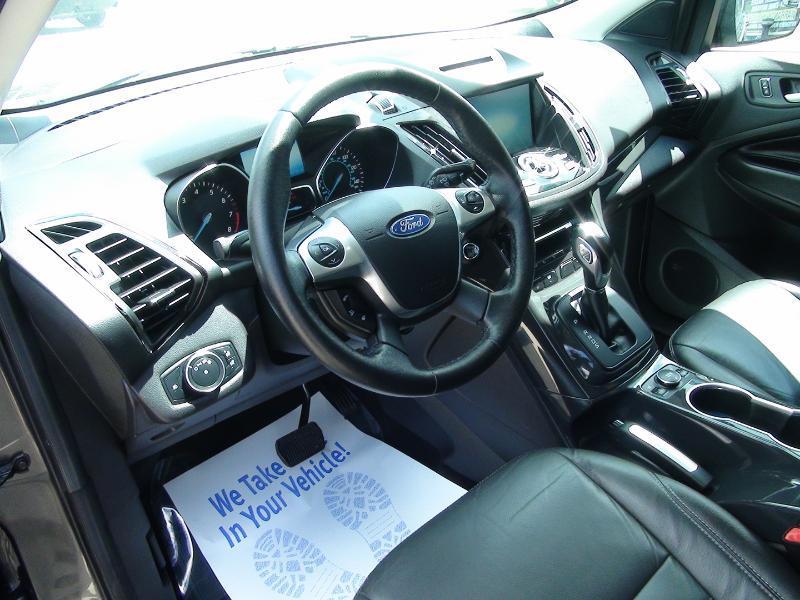 Ford Escape Titanium 4WD 2015