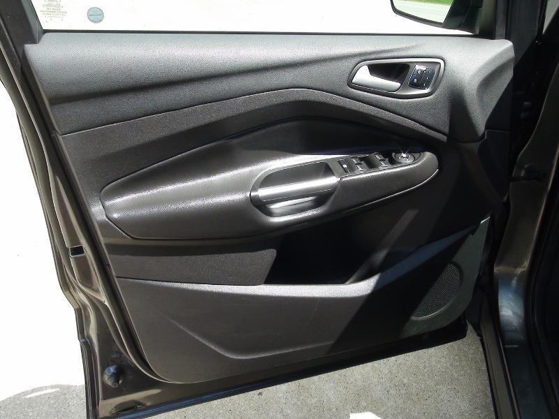 Ford Escape Titanium 4WD 2015
