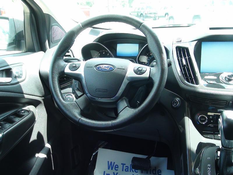 Ford Escape Titanium 4WD 2015
