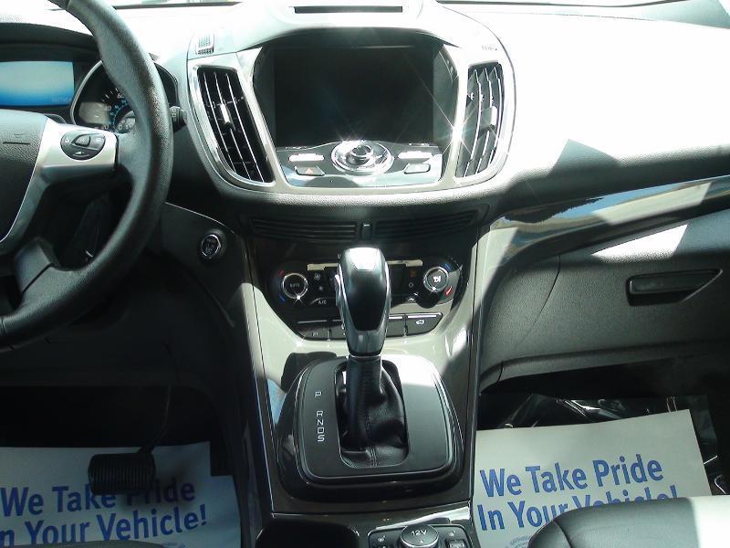 Ford Escape Titanium 4WD 2015