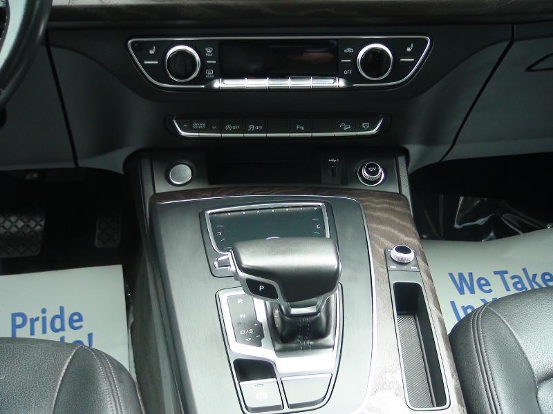 Audi Q5 2.0T Premium Plus quattro 2018
